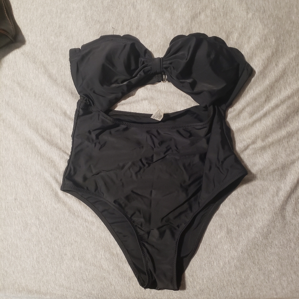 Cupshe Black One Piece